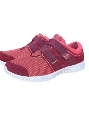 Vionic Brisk Ema Orthotic Support Red Suede/Mesh Sneakers – Sz 9 Wide
